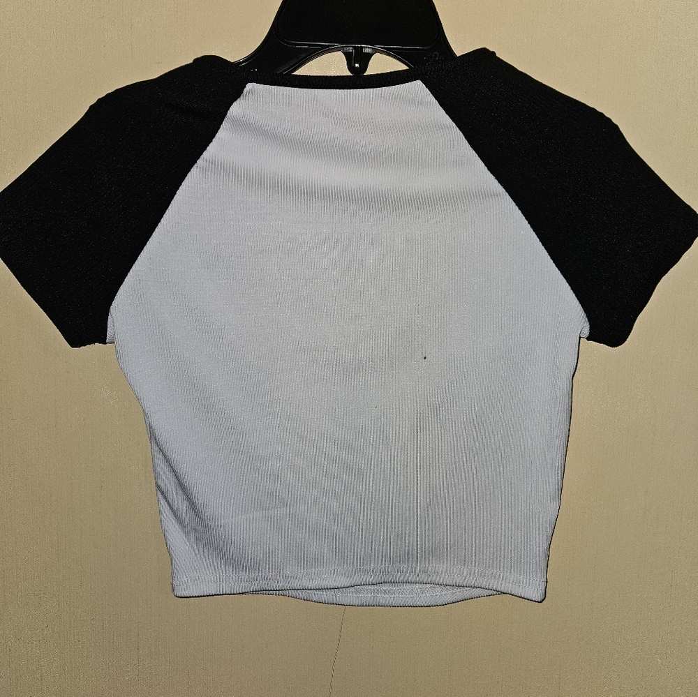 Shein top - Picture 2 of 2